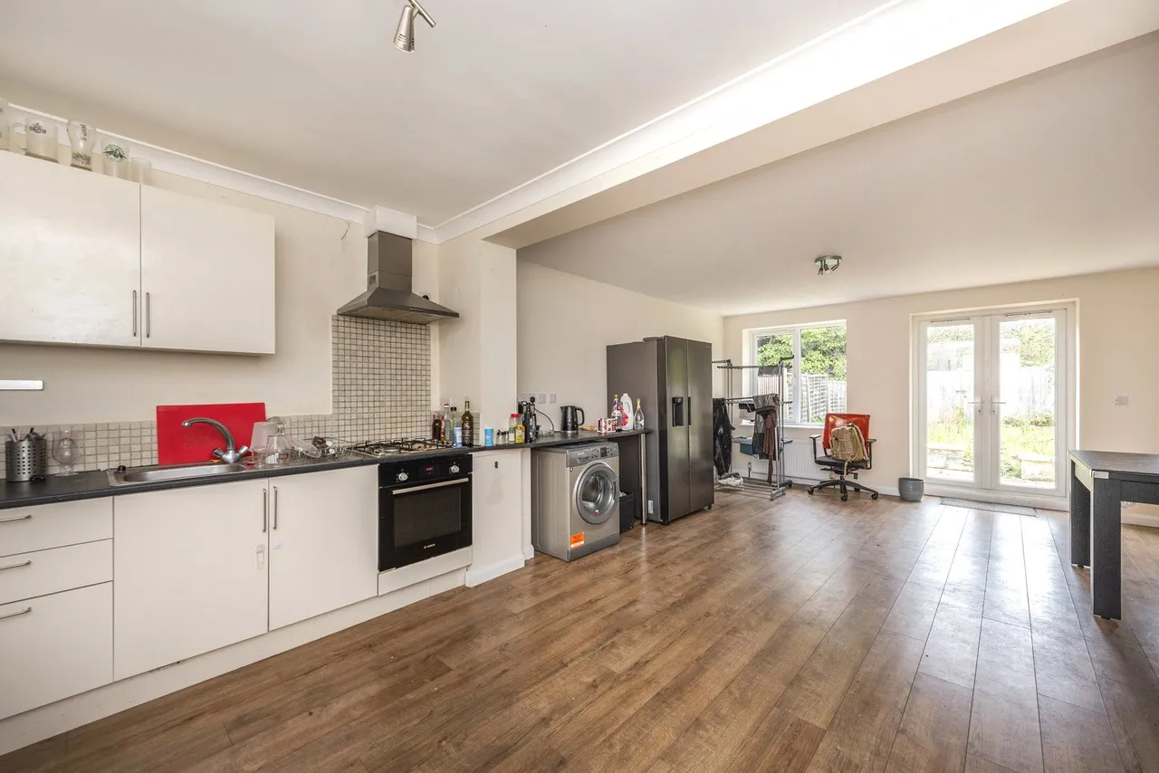 Grove Road, Hounslow, TW3, photo 3