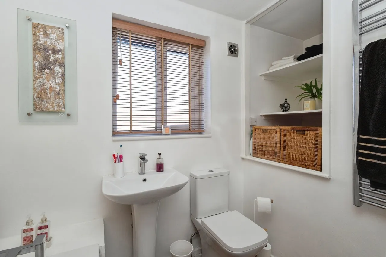 Cottage Gardens, Bredbury, Stockport, Greater Manchester, SK6, photo 12