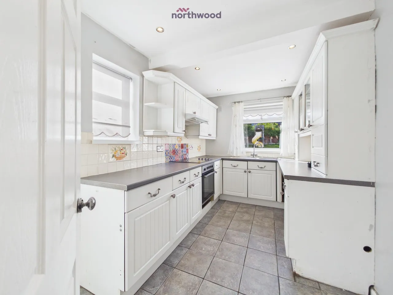 Maelor View, Wrexham, LL14, photo 4