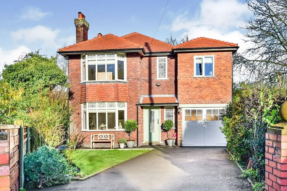 4 bed house to rent — Barrington Avenue, Cheadle Hulme, Cheshire, SK8