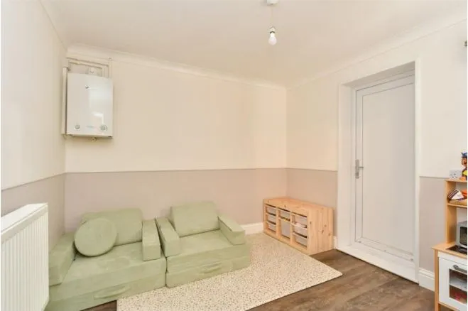 Oakleigh Close, Walderslade, ME5, photo 19