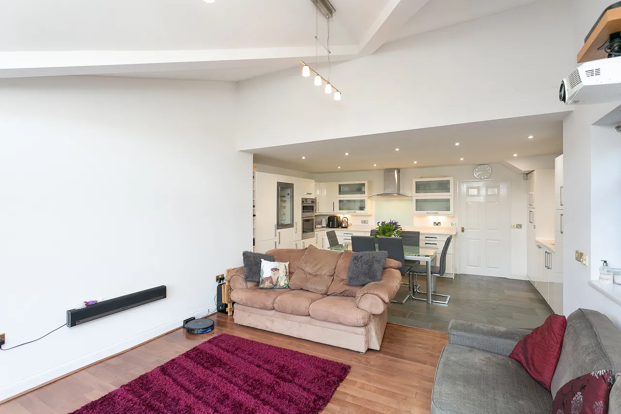 Leavesden, WD25, photo 4