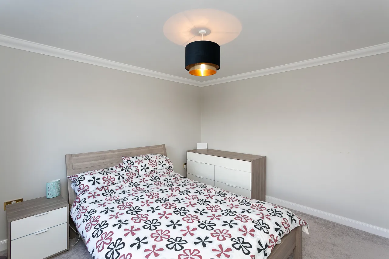 Leavesden, WD25, photo 8