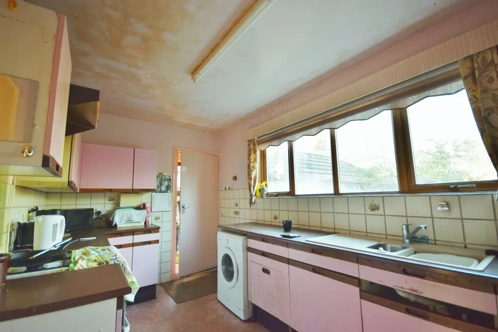 Bower Road, Bournemouth, BH8 9HQ, photo 9