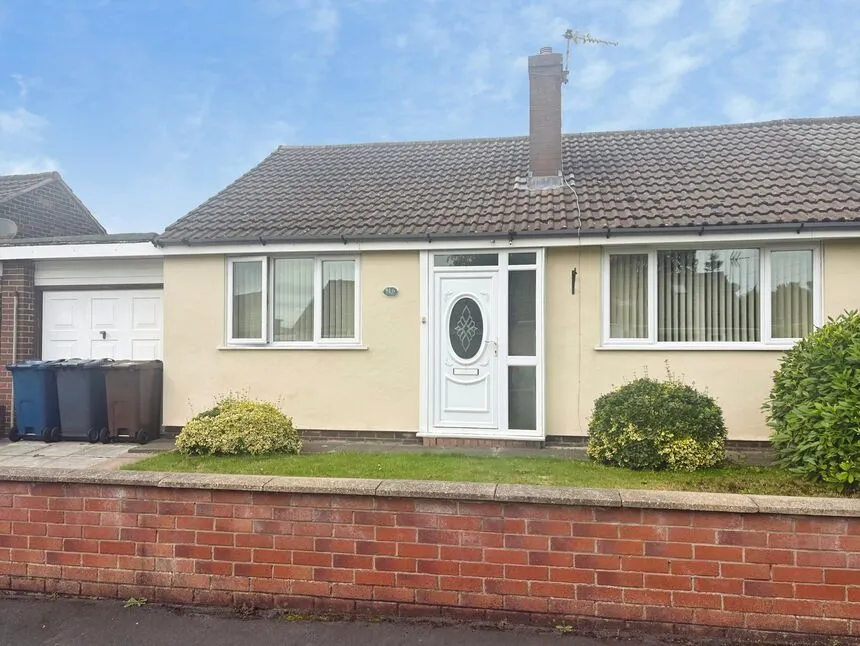 3 bed house for sale, Moor Drive, Birleywood, WN8