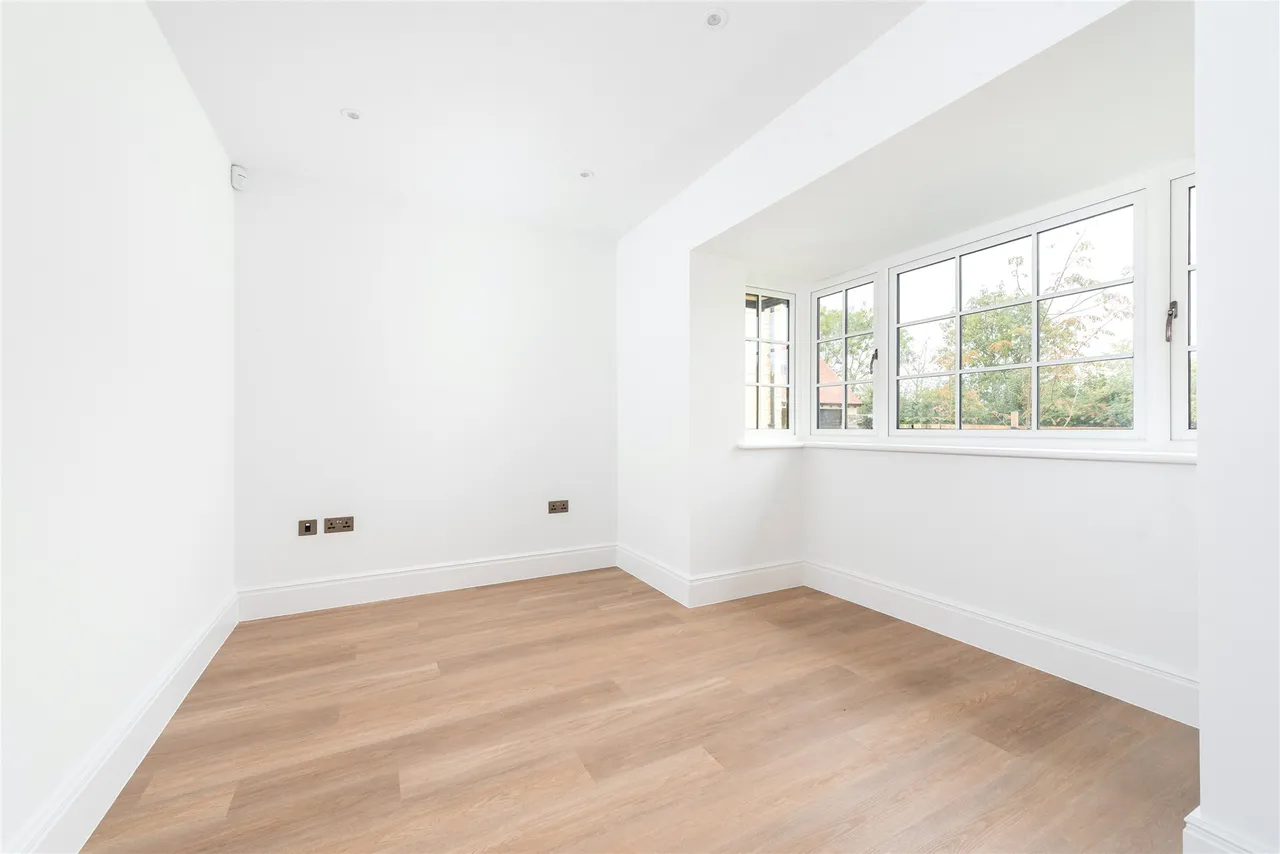 Hedgerow Gardens, Thornborough, MK18, photo 13