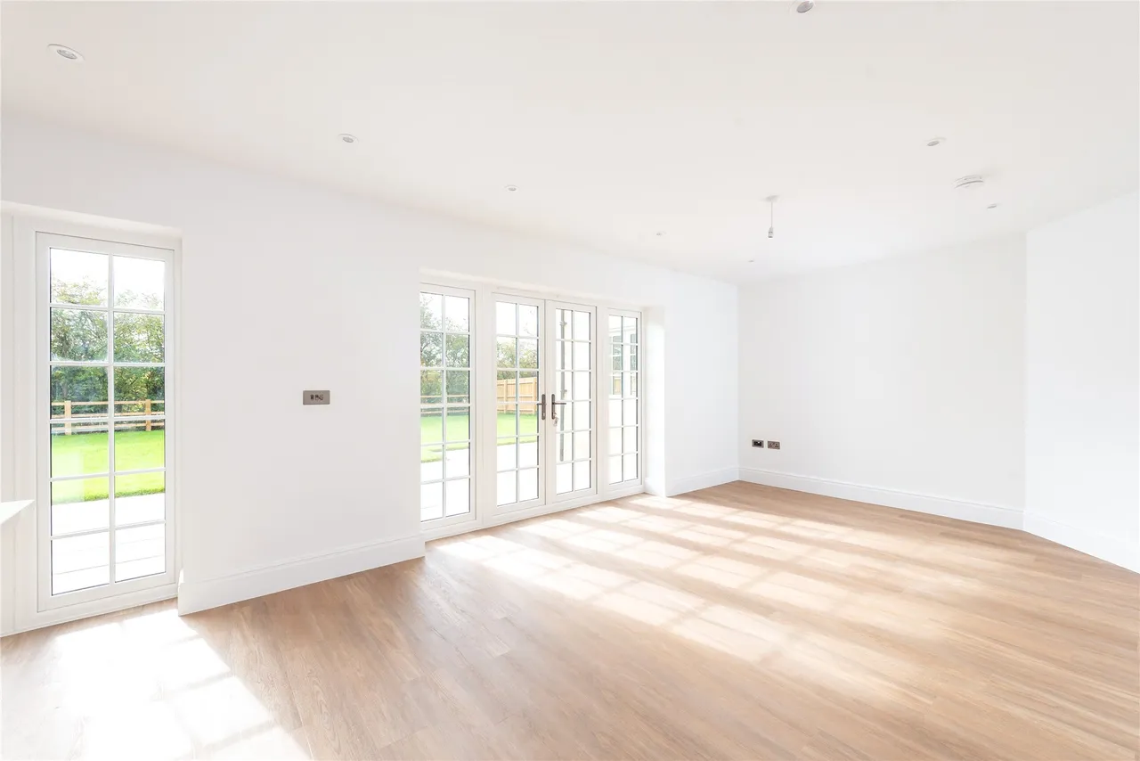Hedgerow Gardens, Thornborough, MK18, photo 11