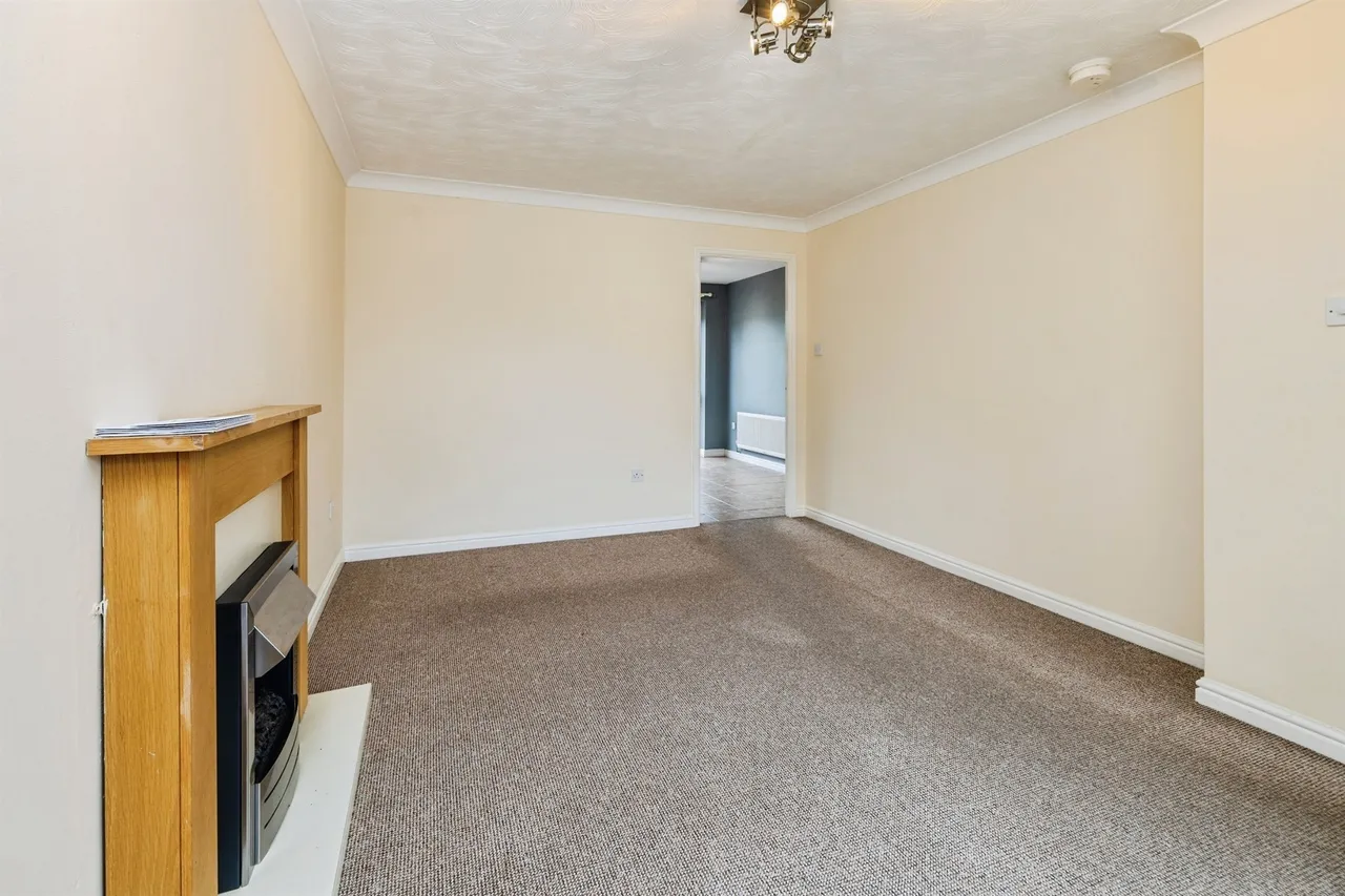 Lupin Road, LINCOLN, photo 8