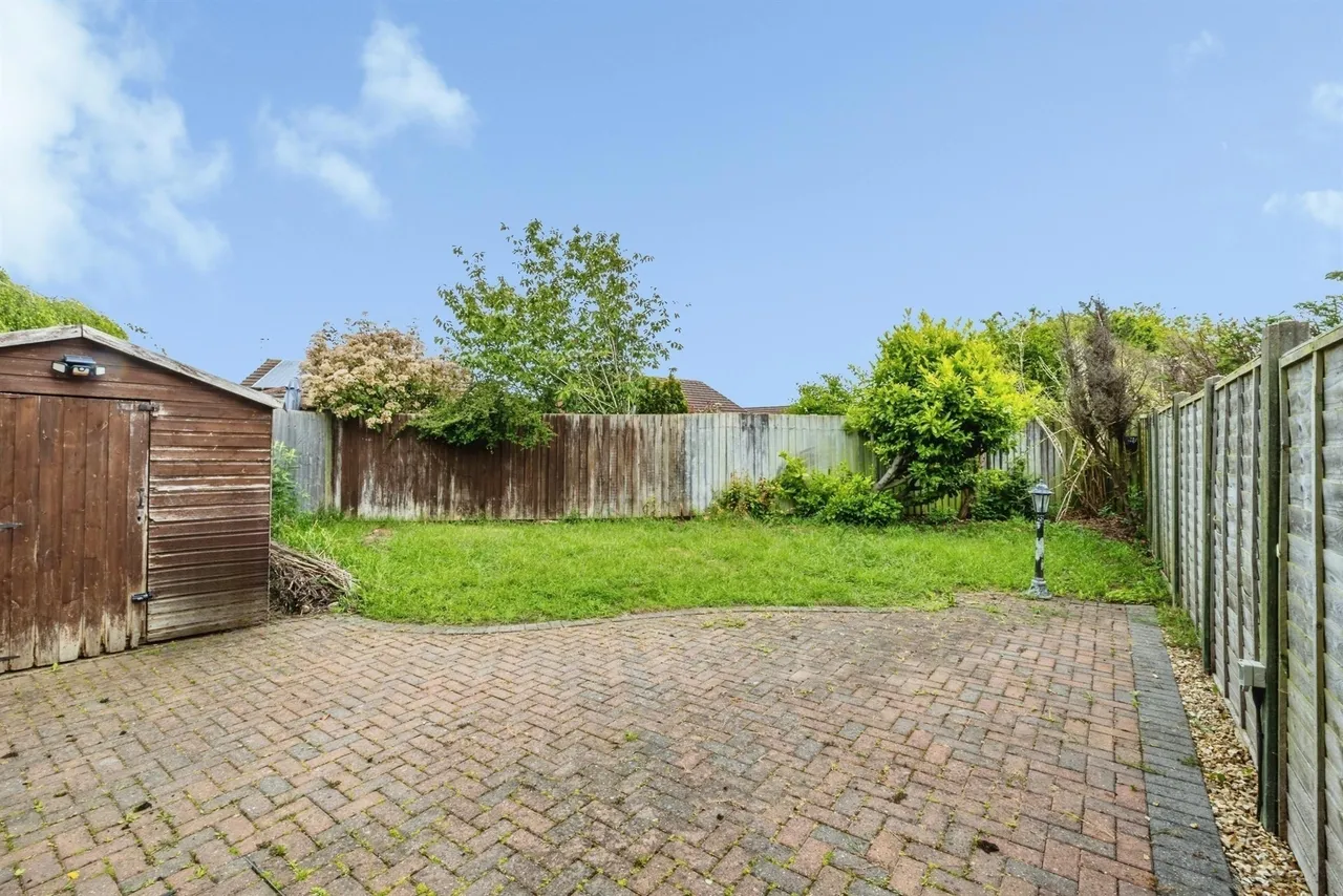 Lupin Road, LINCOLN, photo 2