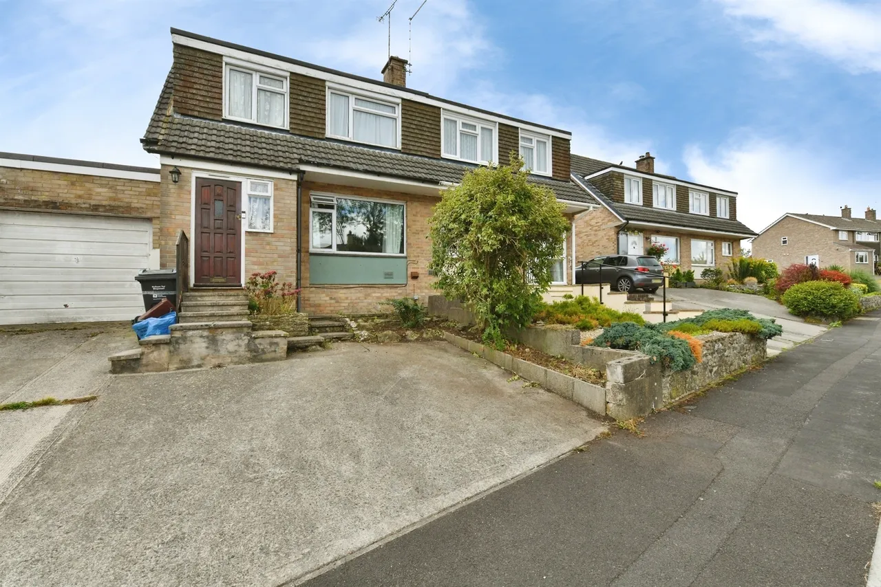3 bed house for sale — Wickham Way, Shepton Mallet