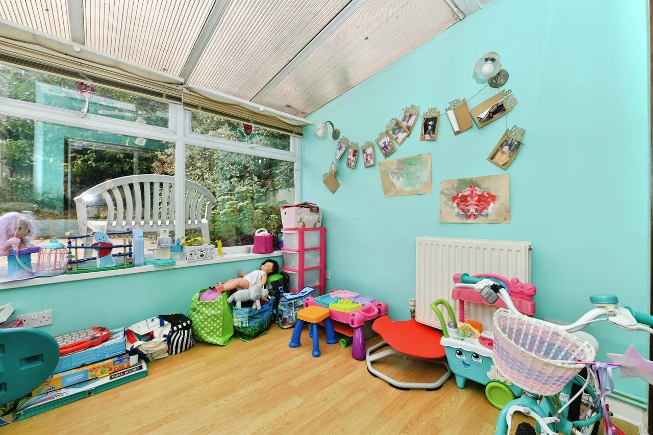 Wickham Way, Shepton Mallet, photo 7