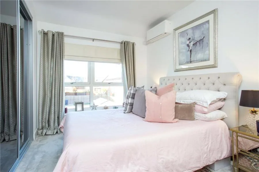 Dorchester Mews, Upper Longcross, KT16, photo 9