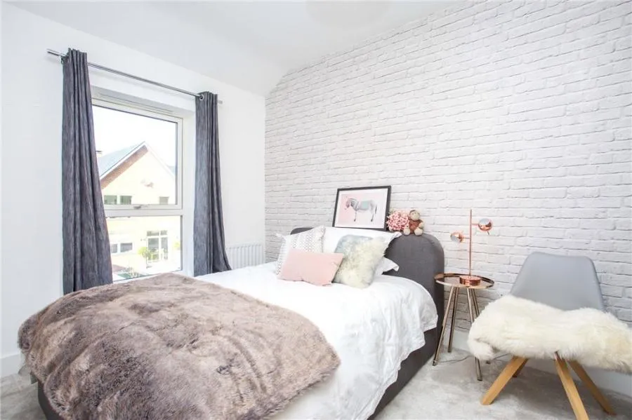 Dorchester Mews, Upper Longcross, KT16, photo 10