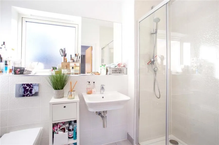 Dorchester Mews, Upper Longcross, KT16, photo 12