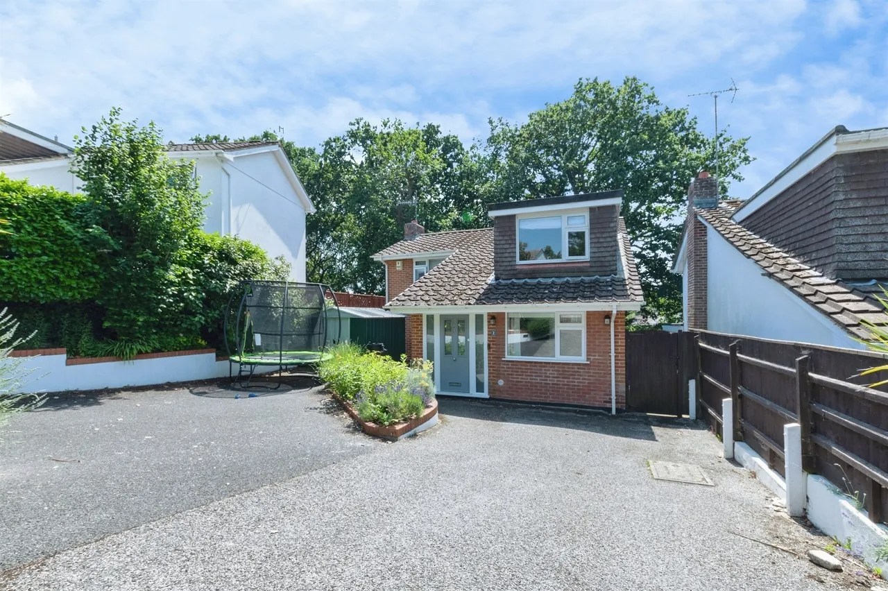 Doveshill Gardens, Bournemouth, BH10, photo 17