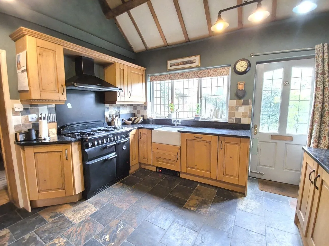 High Street, Polesworth, Tamworth, Warwickshire, B78, photo 12