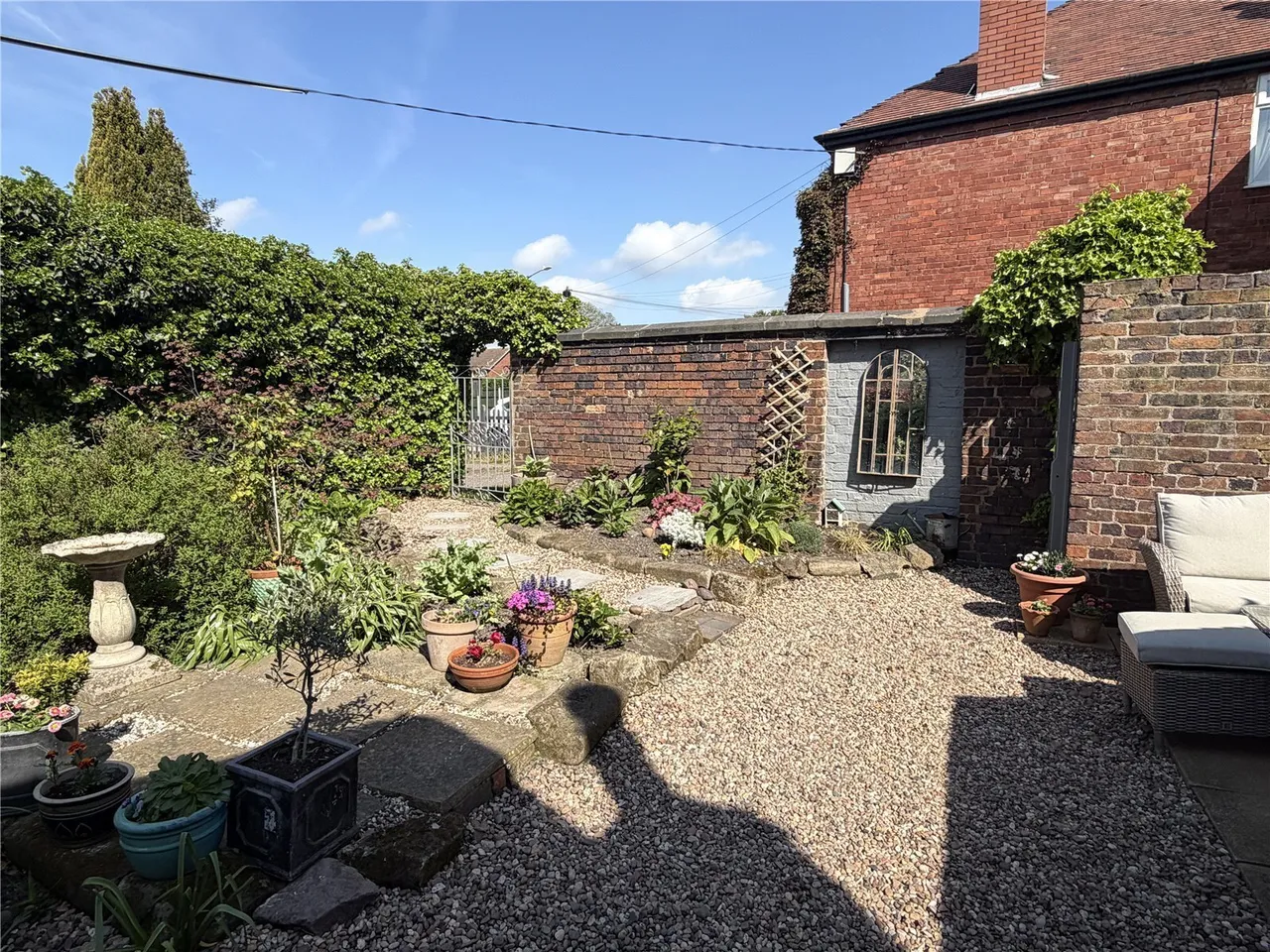 High Street, Polesworth, Tamworth, Warwickshire, B78, photo 13