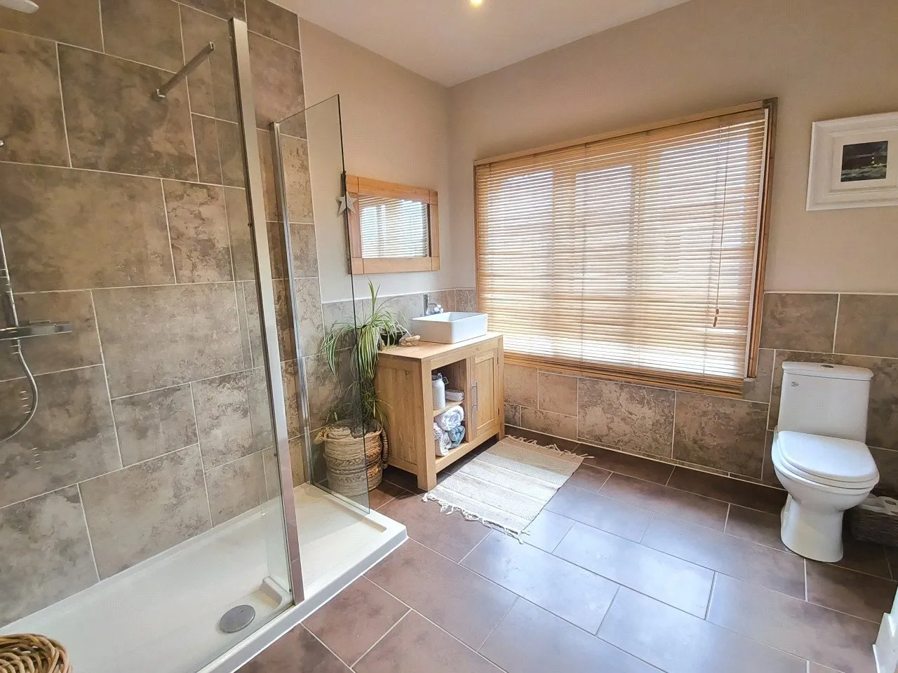 High Street, Polesworth, Tamworth, Warwickshire, B78, photo 23