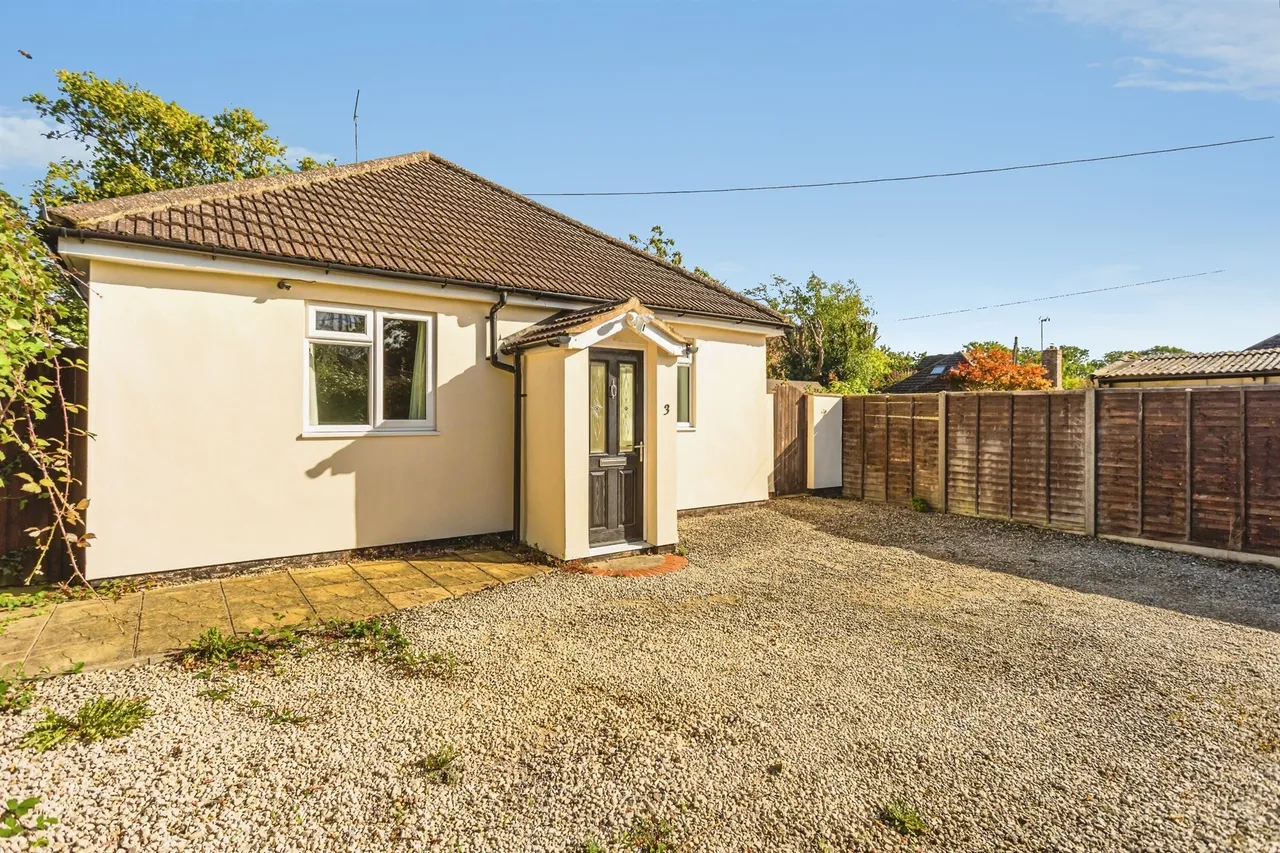Janes Lane, Burgess Hill, RH15, photo 17