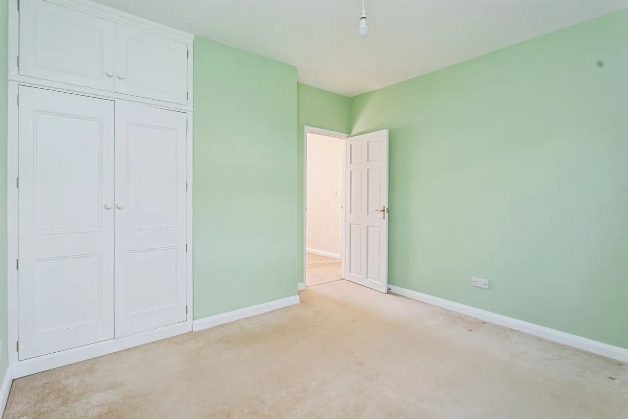 Janes Lane, Burgess Hill, RH15, photo 11