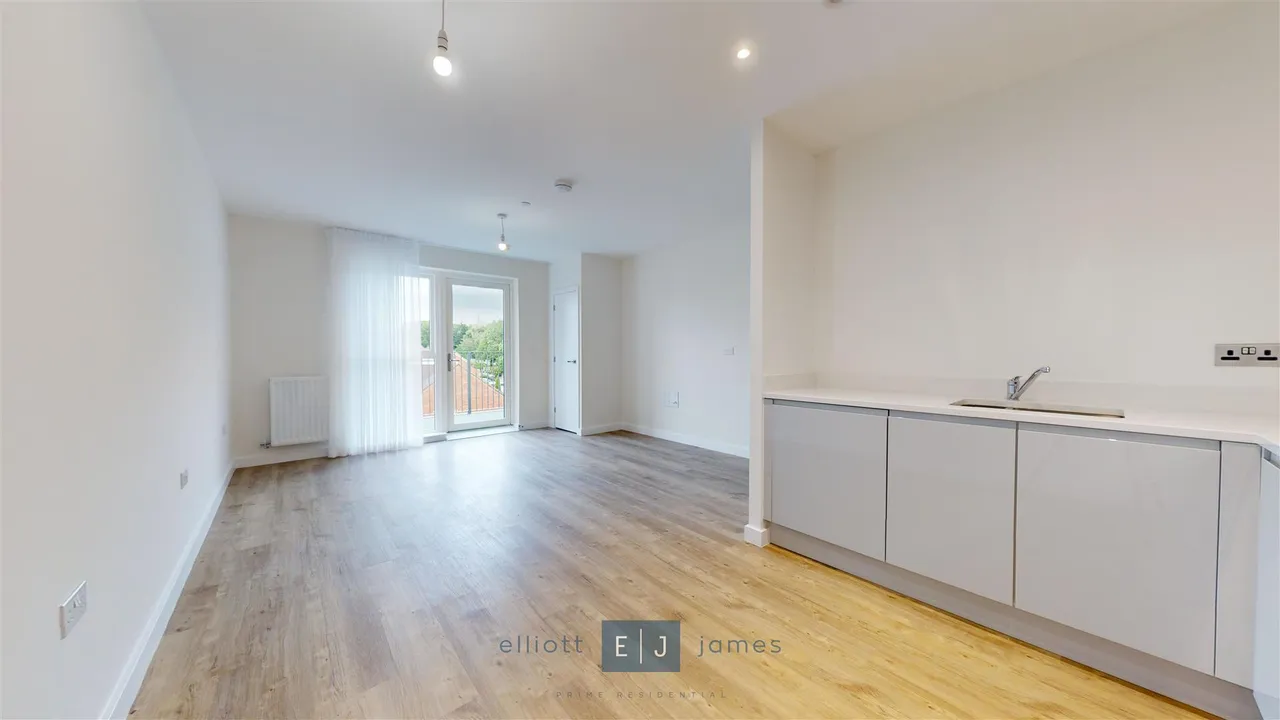 Epping Gate, Borders Lane, Loughton, photo 5