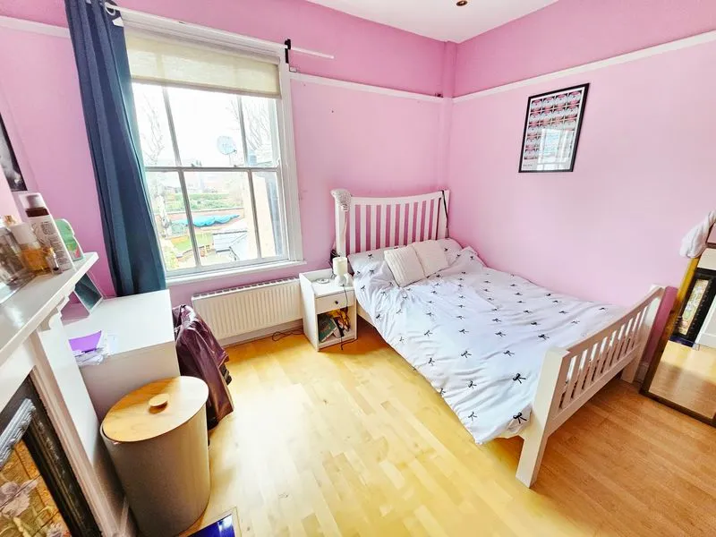 While Road, Sutton Coldfield, B72, photo 22