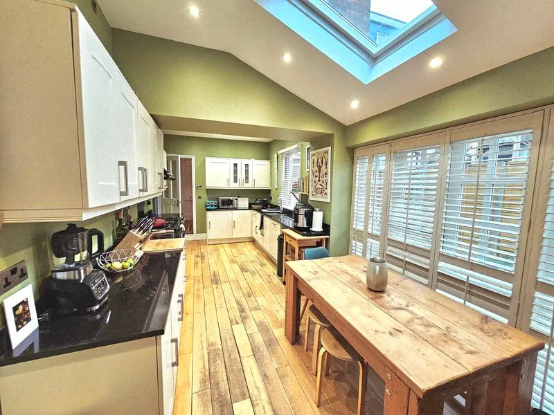 While Road, Sutton Coldfield, B72, photo 15