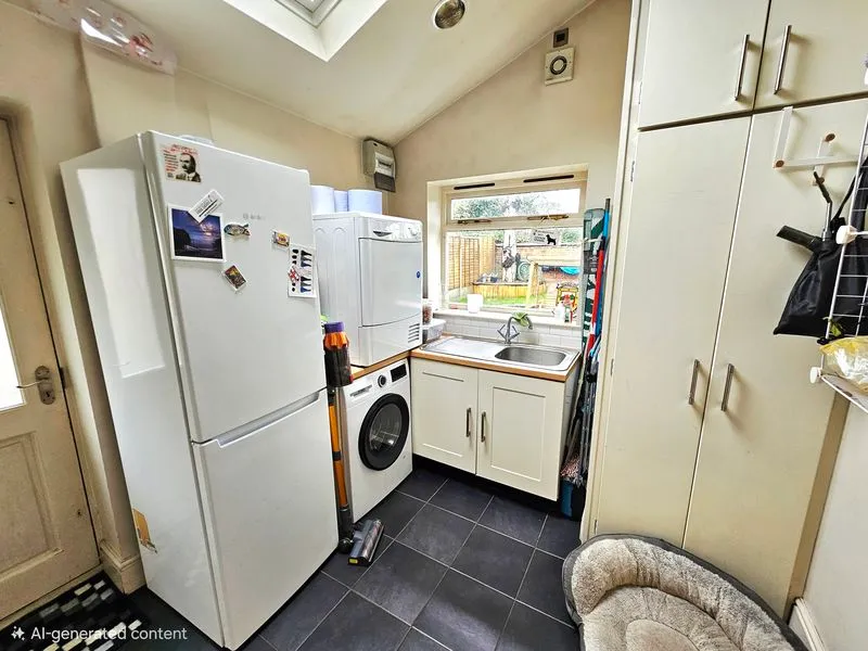 While Road, Sutton Coldfield, B72, photo 17
