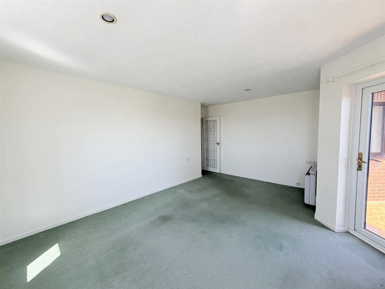 Crouch Lane, Seaford, photo 6