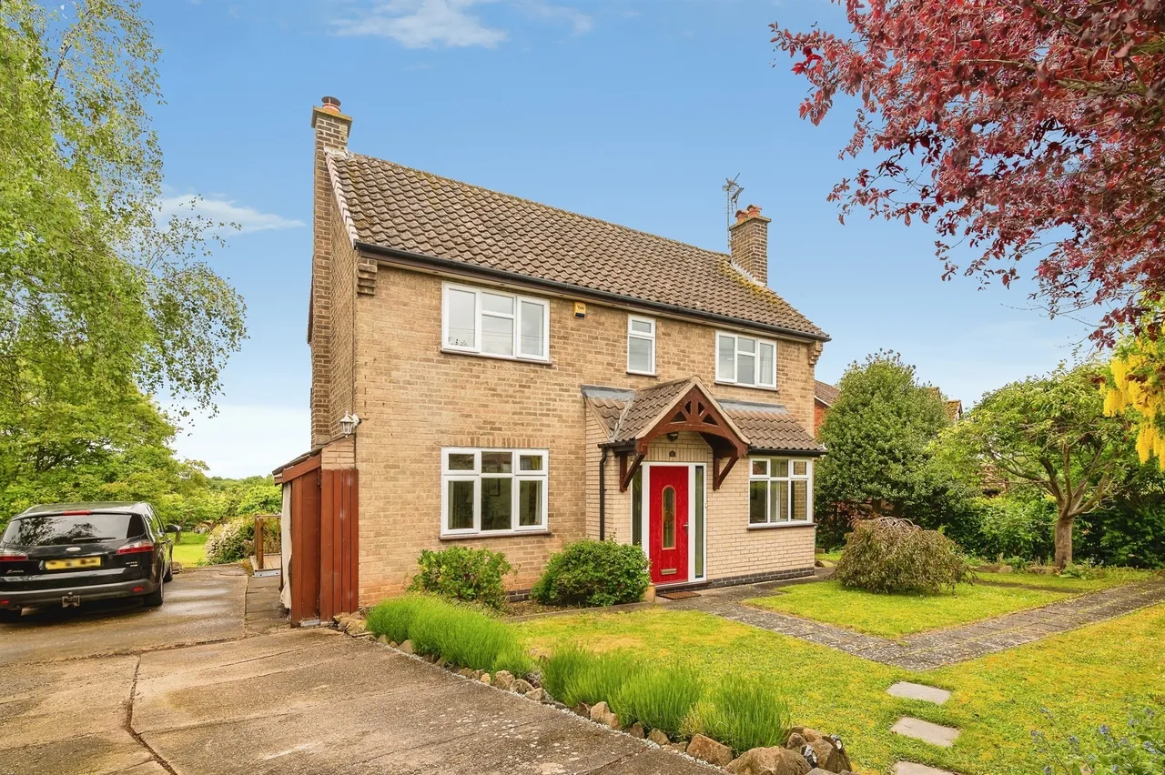 3 bed house for sale — Lothian Road, Tollerton, Nottingham