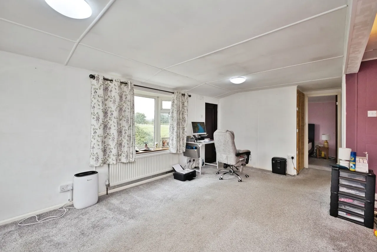 Hurst Park, Martock, TA12, photo 9