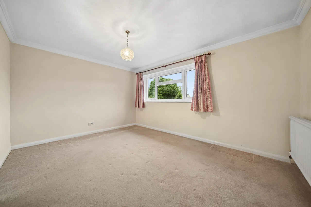 Goldsmith Close, Bicester, OX26, photo 9