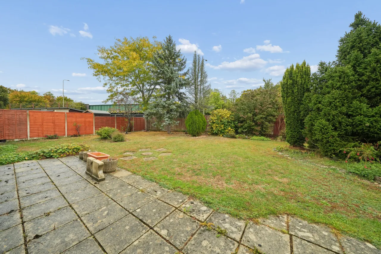 Goldsmith Close, Bicester, OX26, photo 2