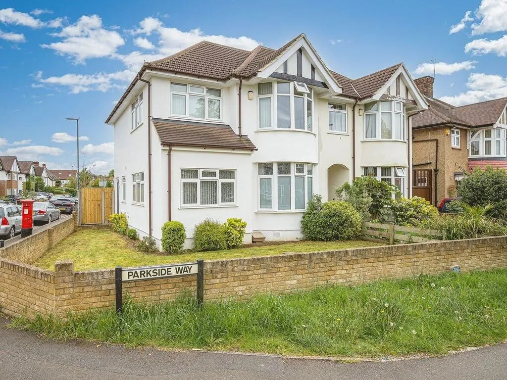 3 bed house for sale, Parkside Way, Harrow, HA2