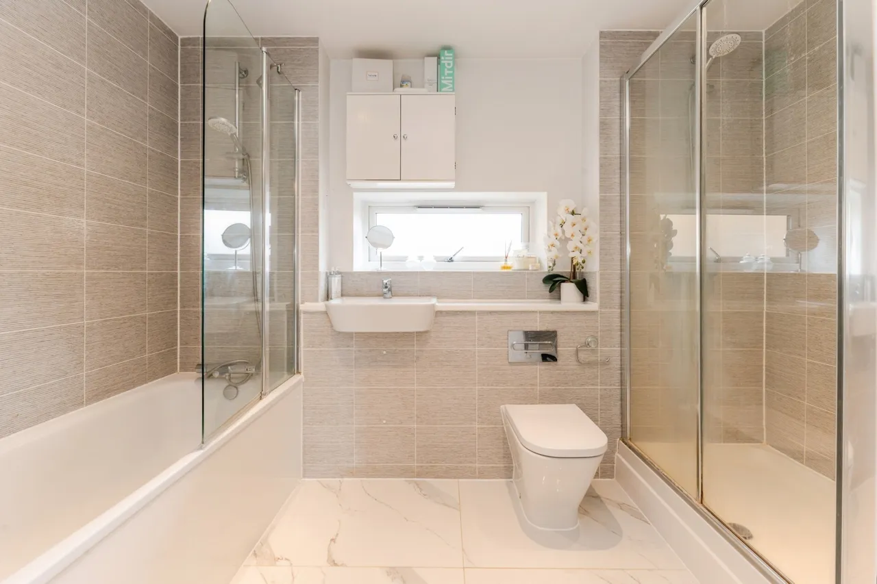 Tala Close, Surbiton, KT6, photo 7