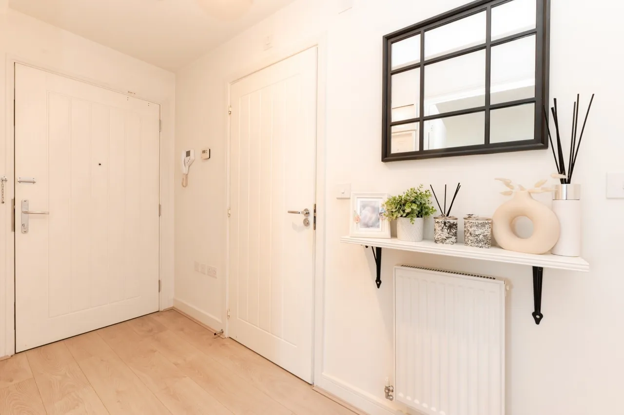 Tala Close, Surbiton, KT6, photo 8