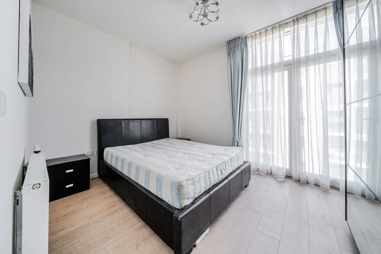 Palmerston Road, Acton, W3, photo 5