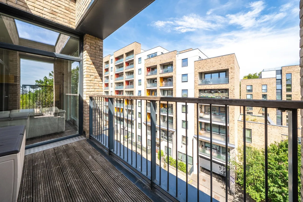 Palmerston Road, Acton, W3, photo 3