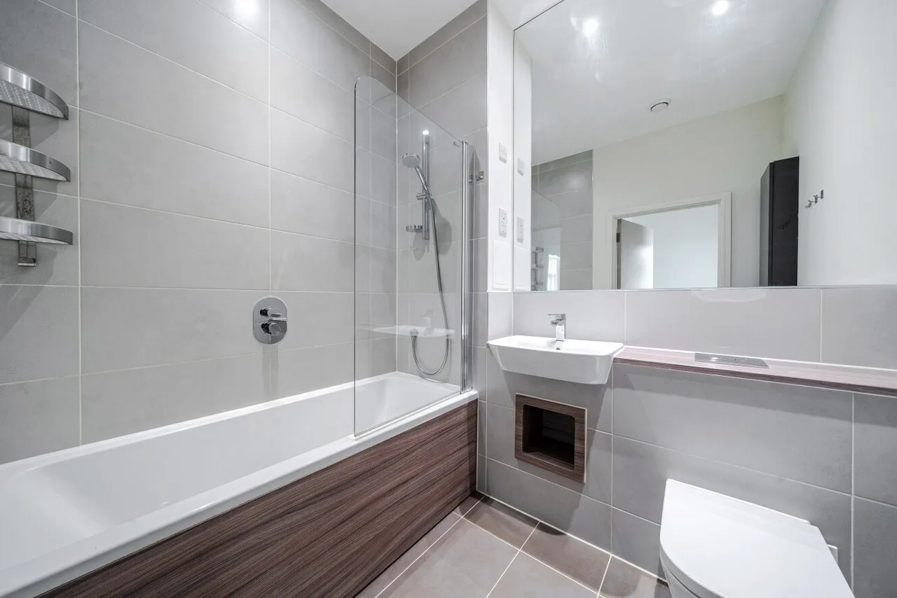 Palmerston Road, Acton, W3, photo 8