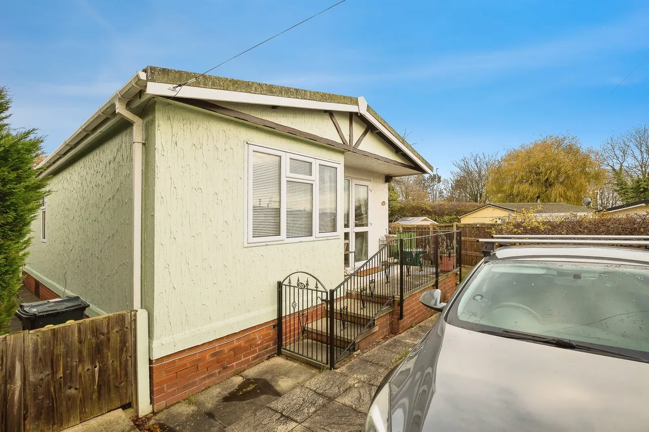 Orchard Park, Elton, CH2, photo 13