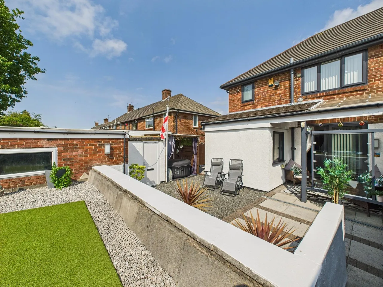 Hawes Avenue, Carr Mill, WA11, photo 39