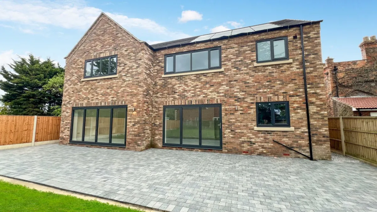Station Road, Hibaldstow, photo 32