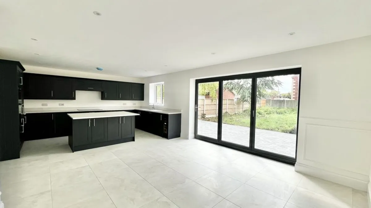 Station Road, Hibaldstow, photo 3