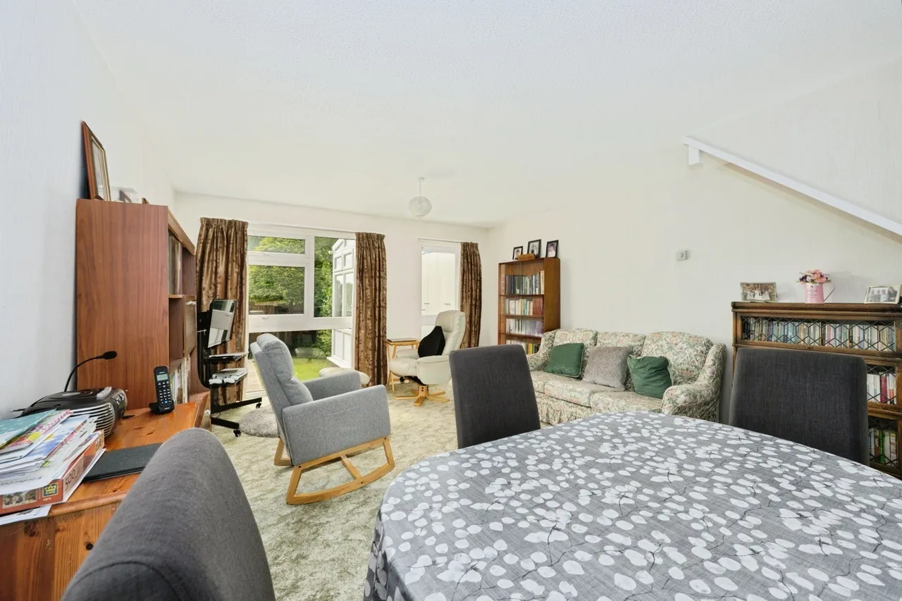 Sparrowsmead, Redhill, RH1, photo 13