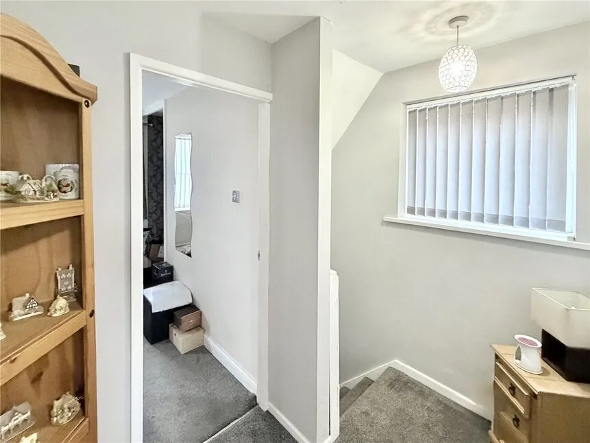 Bly Road, Darfield, S73, photo 7
