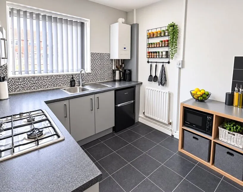 Bly Road, Darfield, S73, photo 6