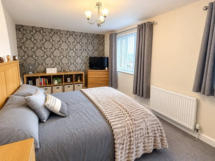Bly Road, Darfield, S73, photo 8