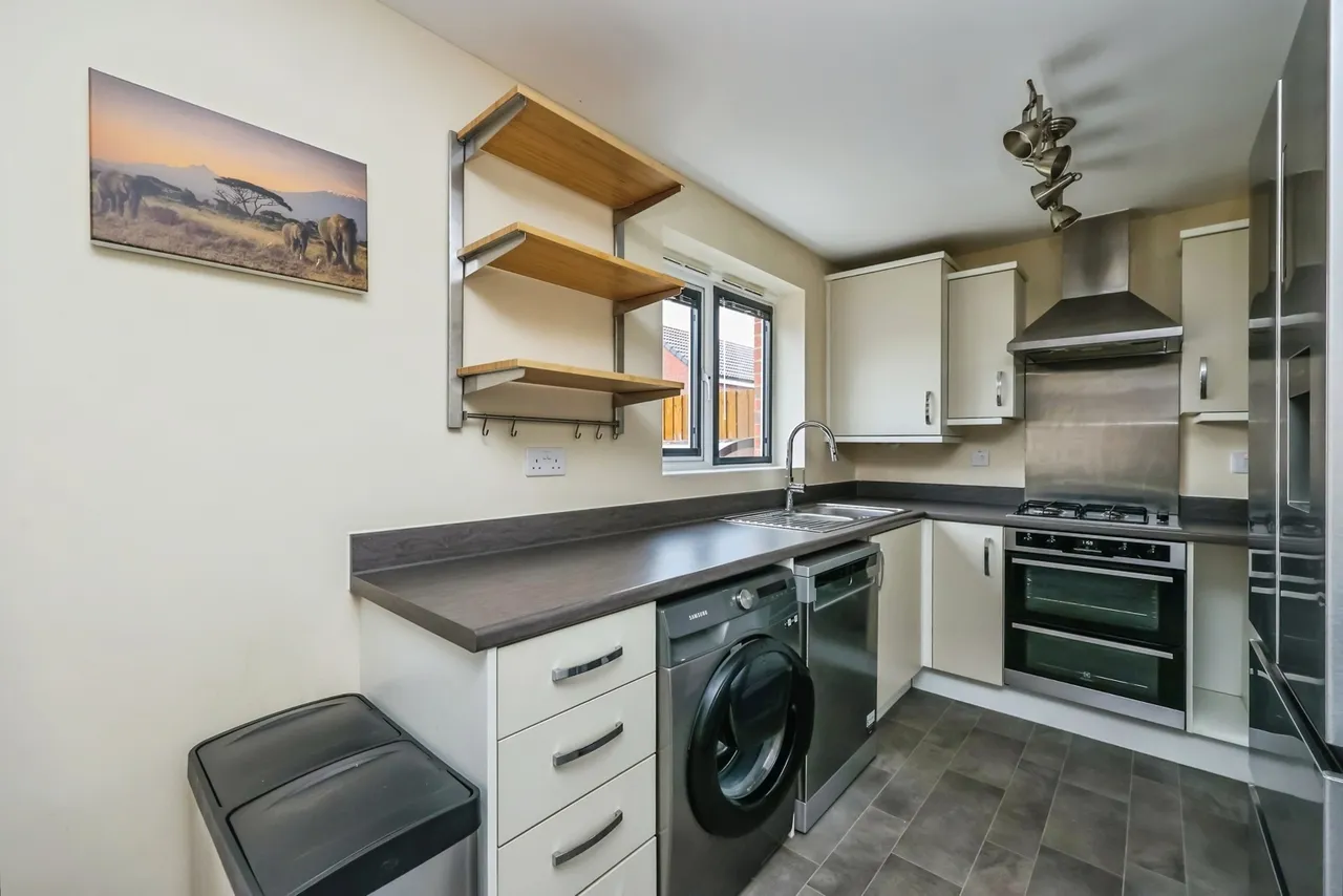 Spitfire Way, Hucknall, NG15, photo 2