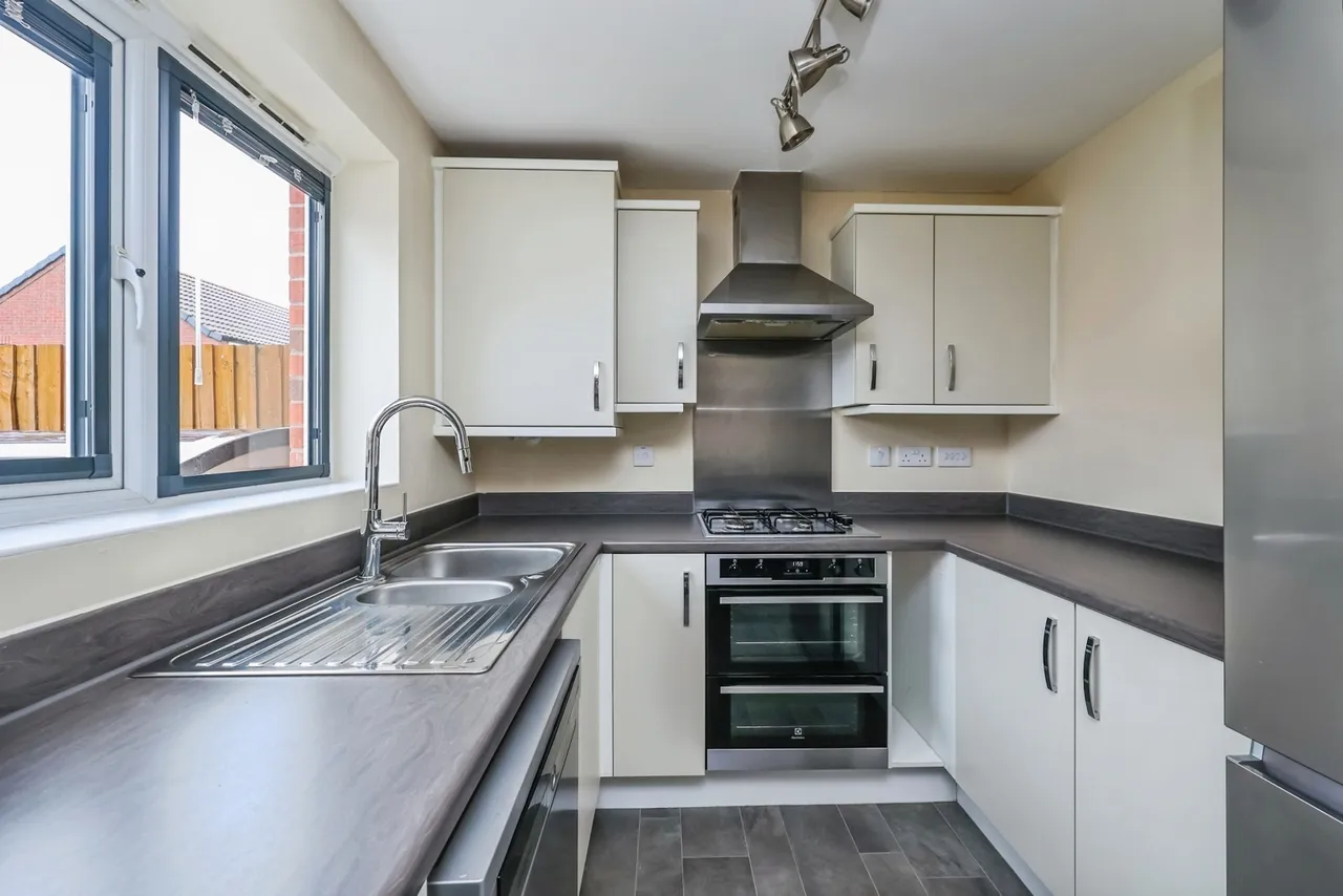 Spitfire Way, Hucknall, NG15, photo 5