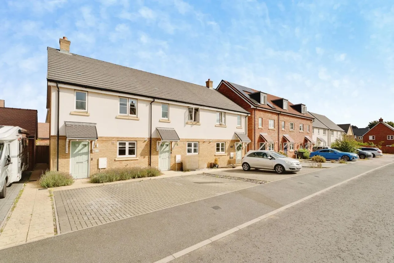 3 bed house for sale — Mace Road, Mildenhall, Bury St. Edmunds, Suffolk, IP28